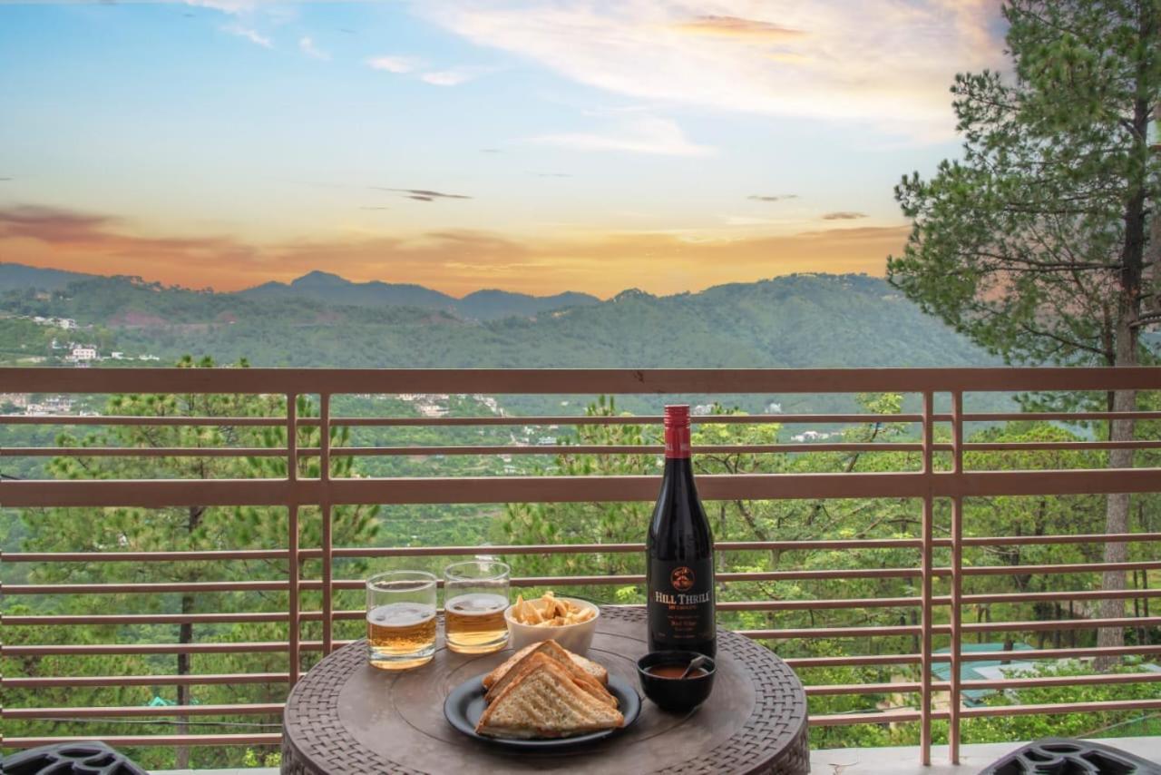 Host Jatin Kasauli Pine Villa 7Oi827O7O3 Exterior photo