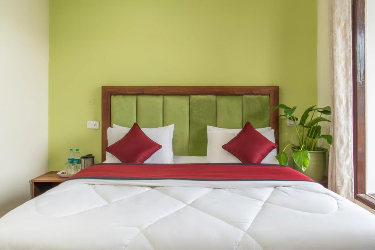 Host Jatin Kasauli Pine Villa 7Oi827O7O3 Exterior photo